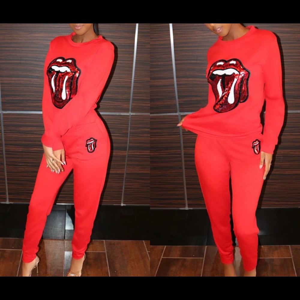 Brand New Red Sequins Lips Set Size Large